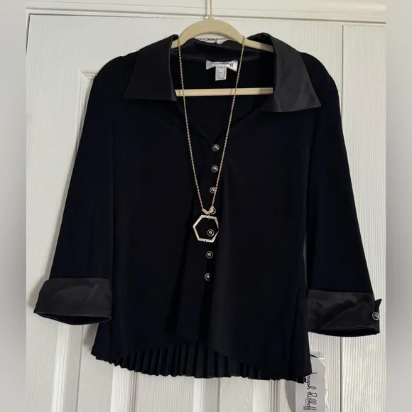 New with tags! Joseph Ribkoff black fit-&-flare blouse! - Picture 7 of 15